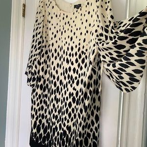 Tahari flutter sleeve sophisticated shift dress